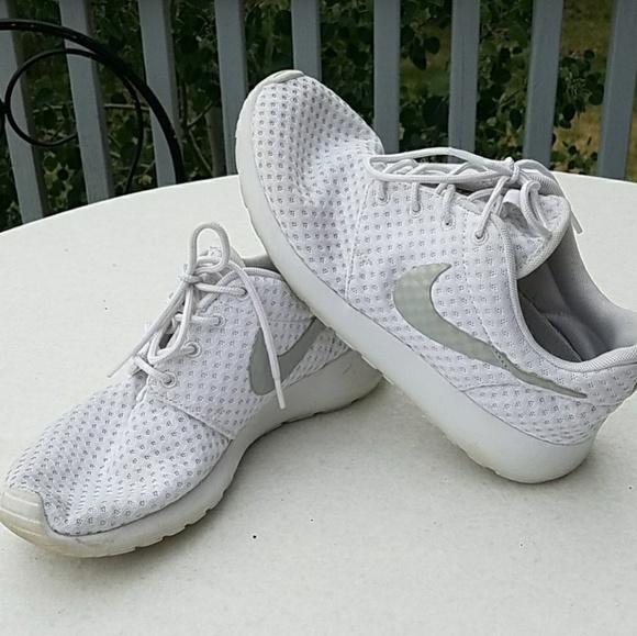 nike roshe silver